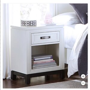 Norah Nightstand