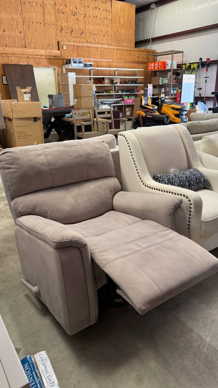 True Innovations Hayden Fabric Recliner - Image 2