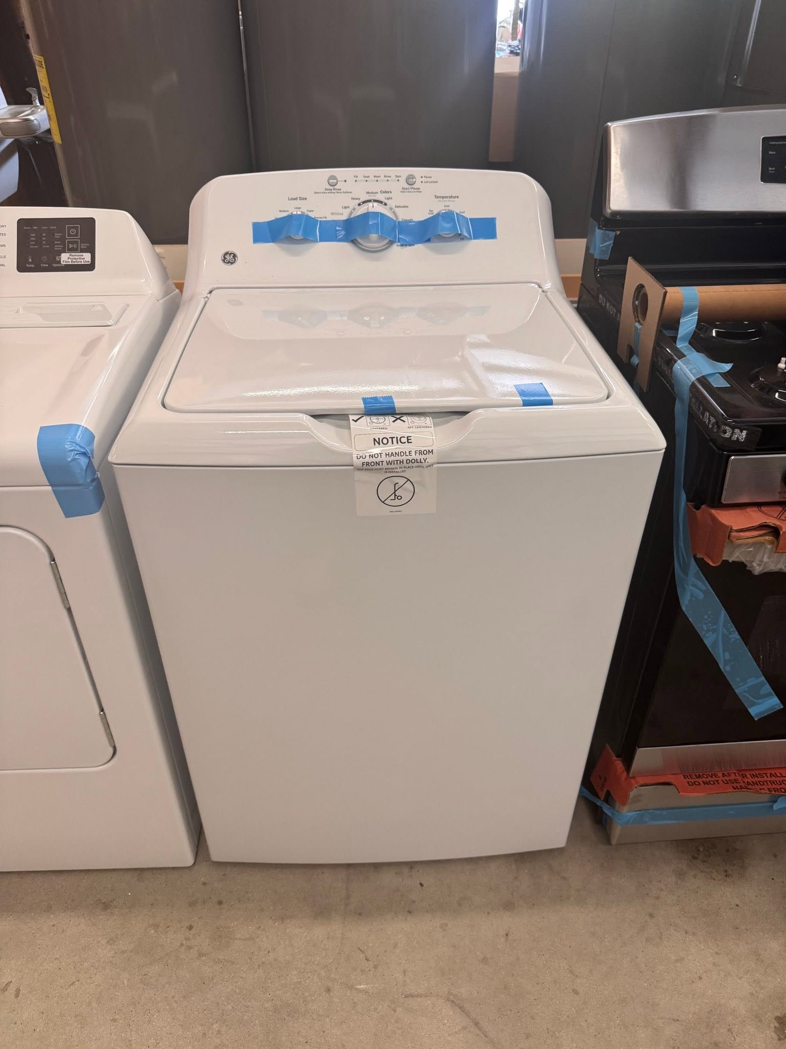 GE® 4.0 cu. ft. Capacity Washer with Stainless Steel Basket and Water Level Control