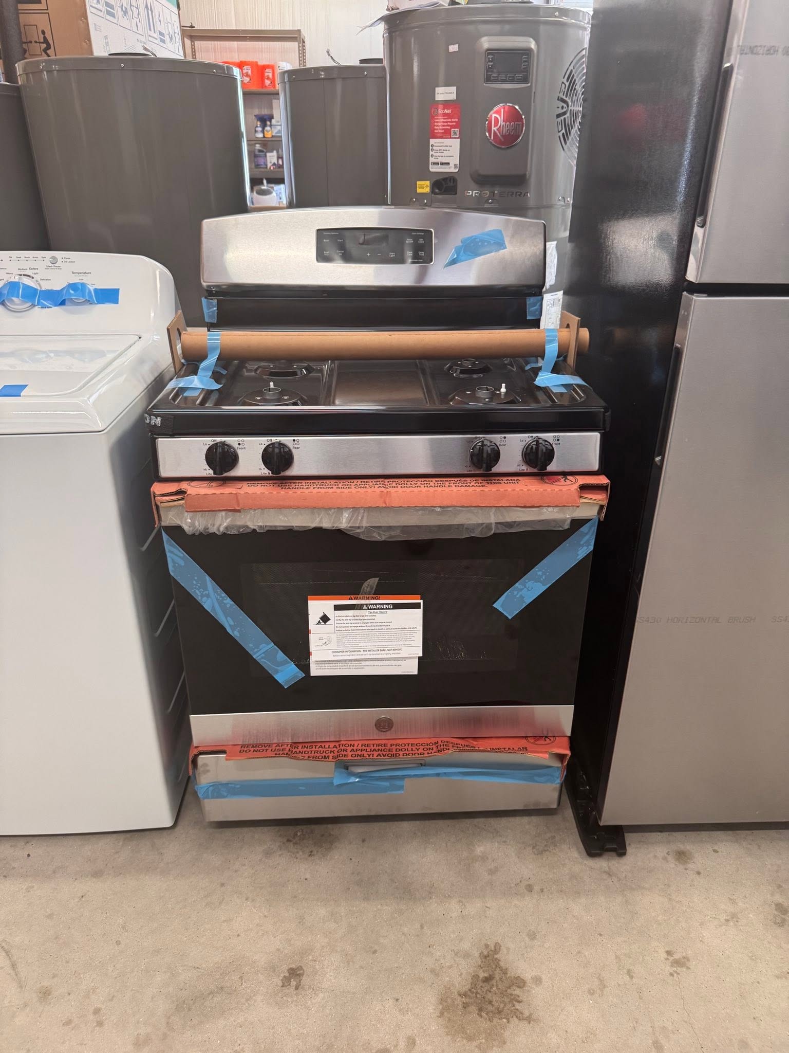 GE 30 in. 4.8 cu. ft. Freestanding Gas Range in Stainless Steel