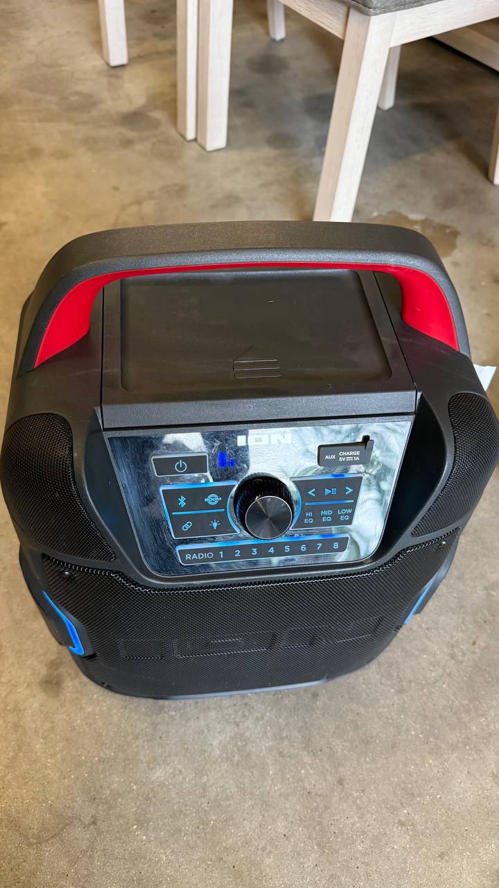 ION Pathfinder 320 Bluetooth Speaker - Image 2
