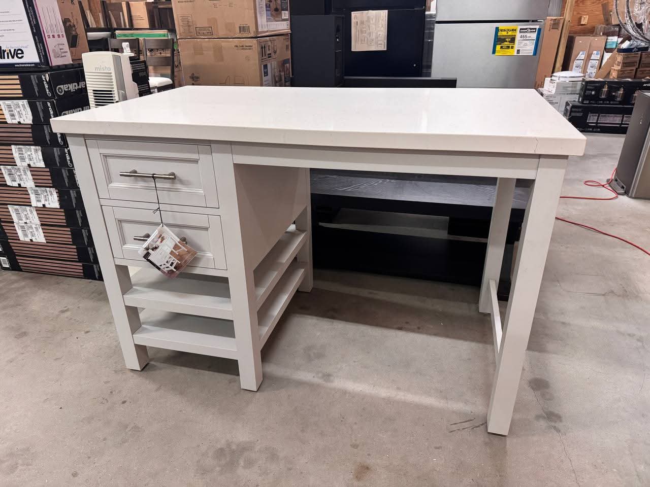 Kitchen Island - Image 4