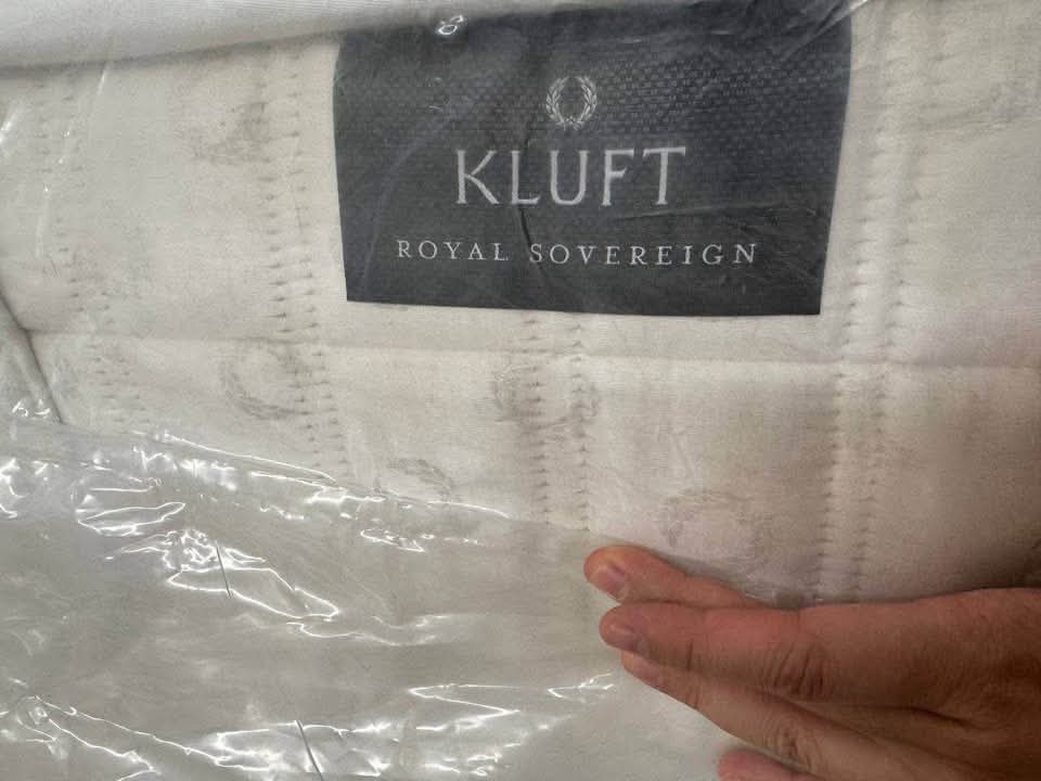 Luxury: KLUFT Royal Sovereign Collection Ellis Firm - Image 3