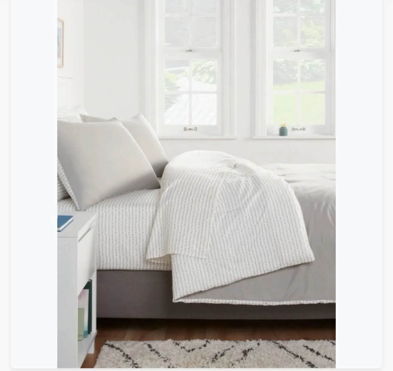 Full size l Comforter Set by Room Essentials