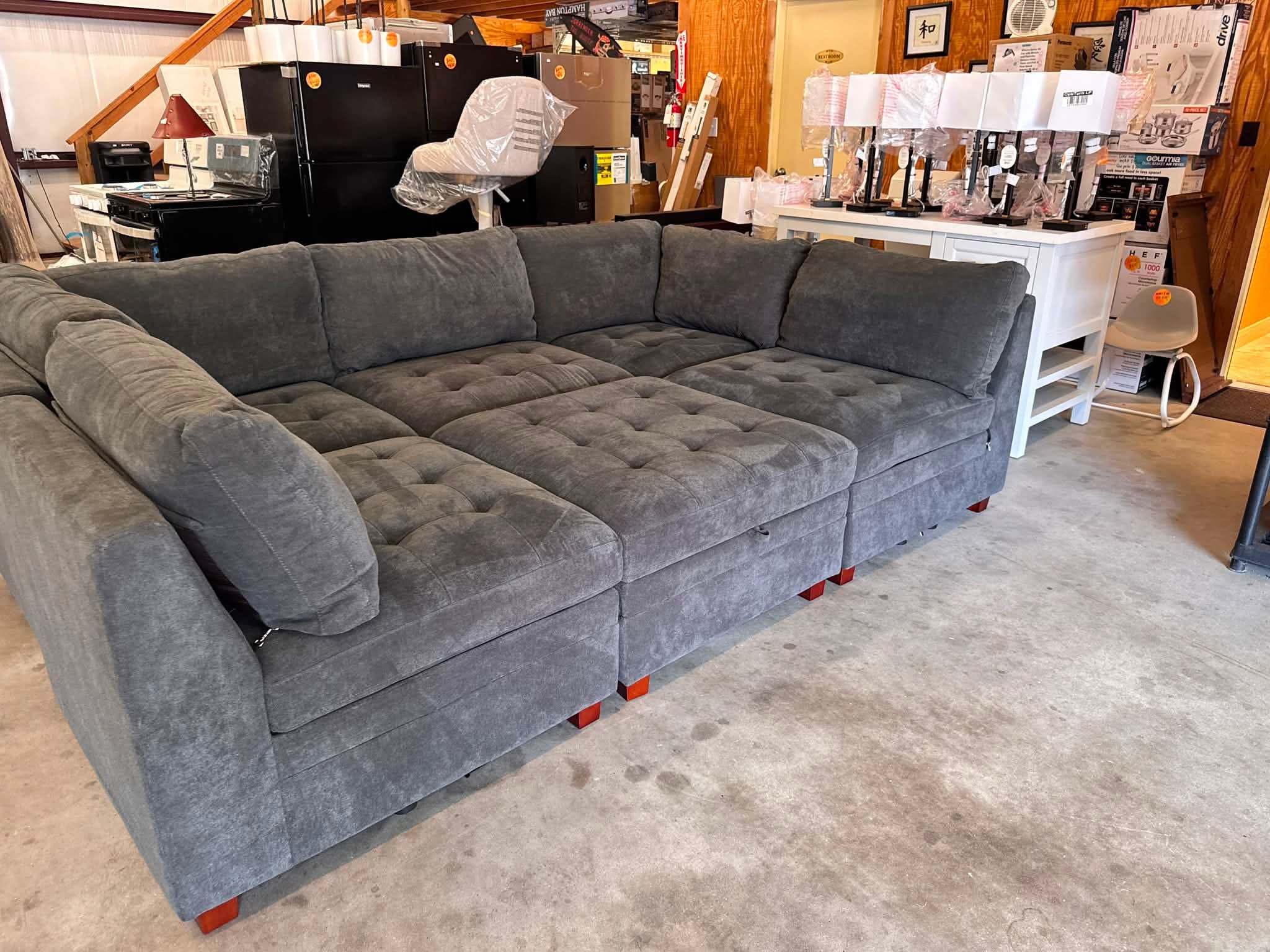 Thomasville Tisdale Modular Sectional 6-piece Dark Gray with Storage Ottoman - Image 3