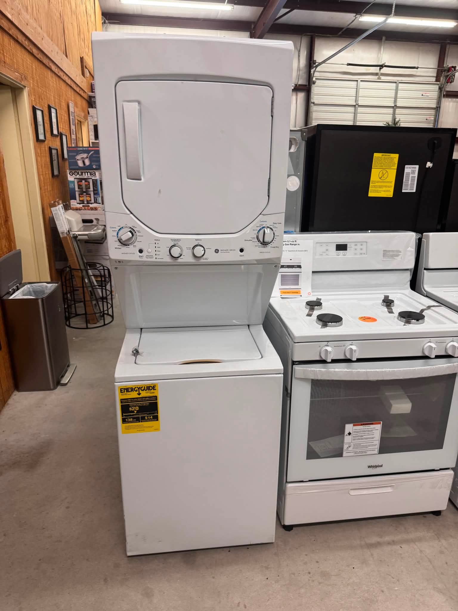 GE Unitized Spacemaker® 2.3 cu. ft. Capacity Washer with Stainless Steel Basket and 4.4 cu. ft. Capacity Electric Dryer - Image 2